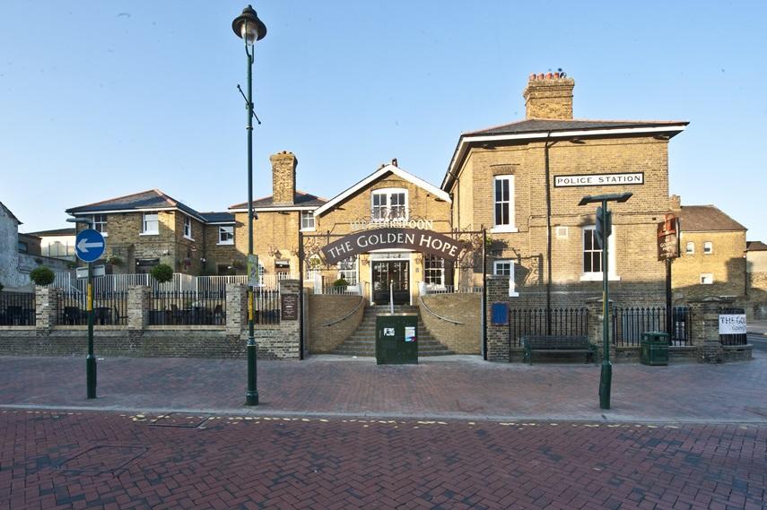 Готель The Golden Hope Wetherspoon Сіттінгборн Екстер'єр фото